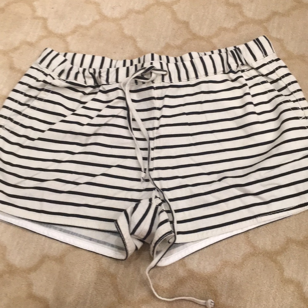 Linen short